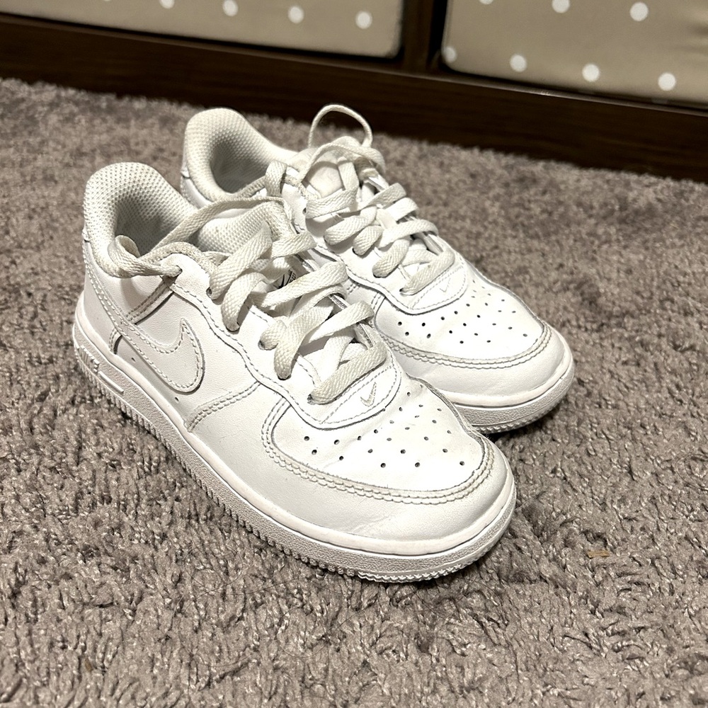 Kids Size 11C Nike Air Force 1